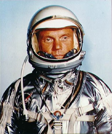 John Glenn ilk Amerikalı Astronot
